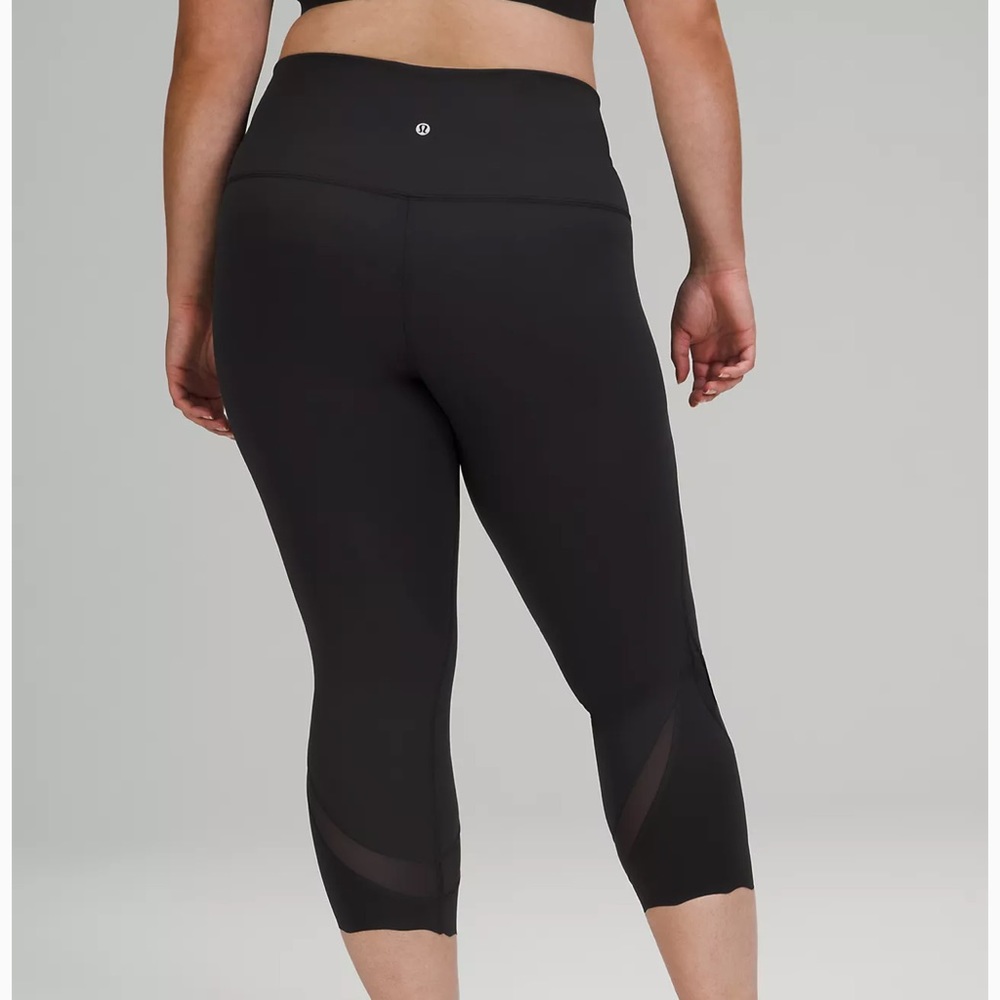 COPY - Lululemon wunder under scalloped hem size 4